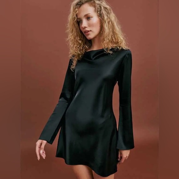 New Reformation Pike Satin Black Mini Dress Cowl Neck Flared Sleeves XS - Picture 7 of 7
